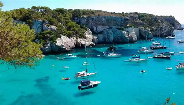 Intenskin en Menorca: Cuida tu piel de la mejor manera posible en la isla