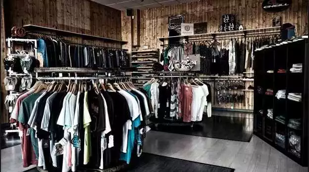 Levicose en Zaragoza: La tienda de ropa urbana que estabas buscando